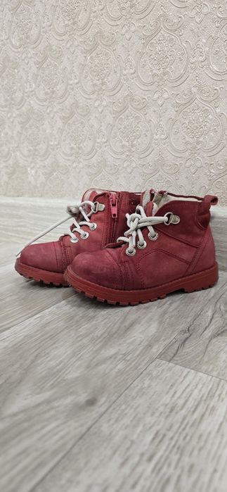 Обувь на девочку