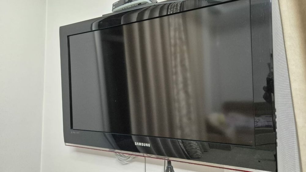 Телевизор Samsung