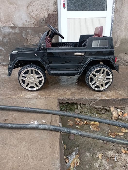 Bolalar moshinasi srochna sotiladi!