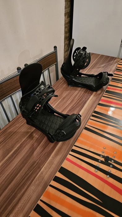 Placa Snowboard Bataleon The Jam 159 cu Legaturi Burton Diode M/L