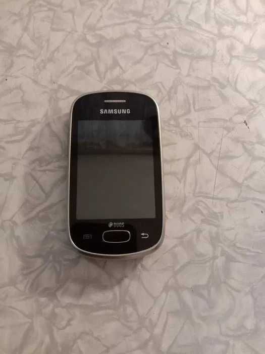 Смартфон Samsung Galaxy Star S5280