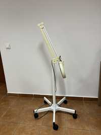 Lampa cosmetica cu lupa