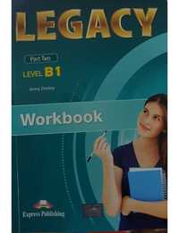 Попълнена с молив учебна тетрадка по английски LEGACY 10 клас