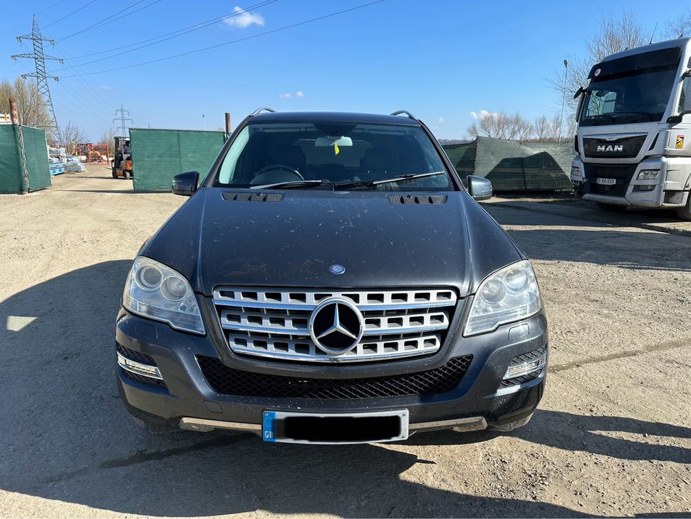 Dezmembrez / Dezmembrari / Piese Mercedes ML W164 350CDI 4Matic 2011