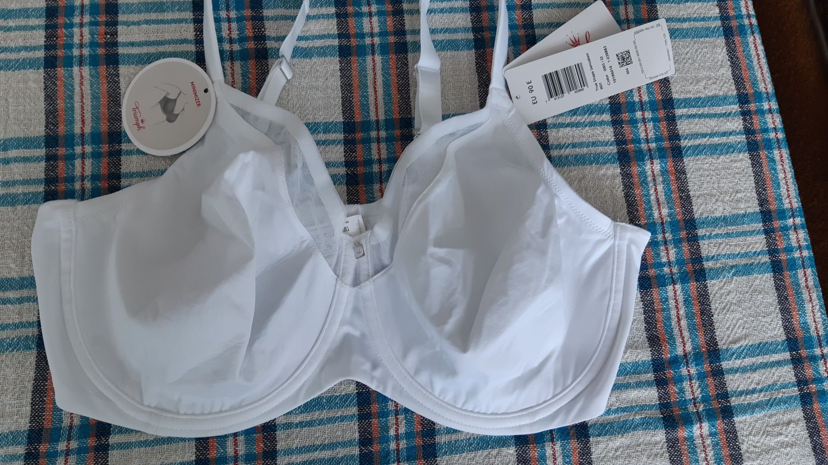 Triumph/Rosa Faia 90C/90D/90F /95F нови сутиени