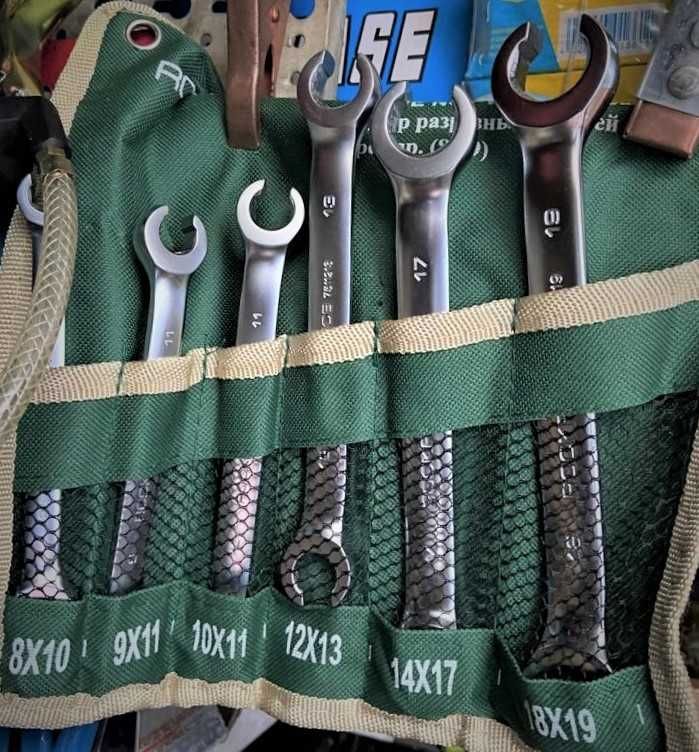 Рязани, прорязани ключове комплект 8-19мм 6 части RockForce