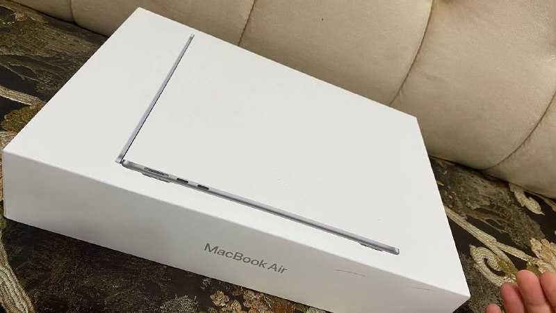 Macbook air 13, Z15S000NB серый
