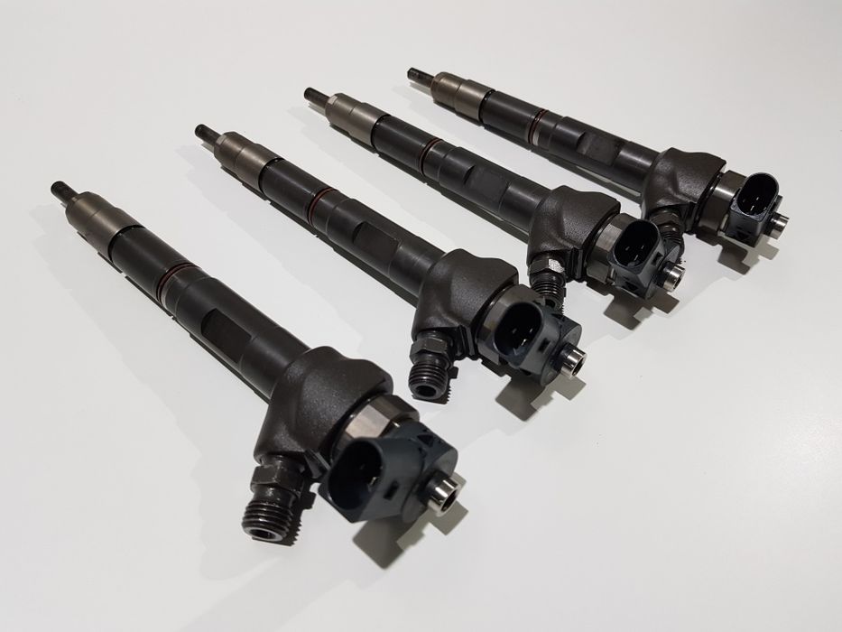 Injector/injectoare vw passat b7 CFFB