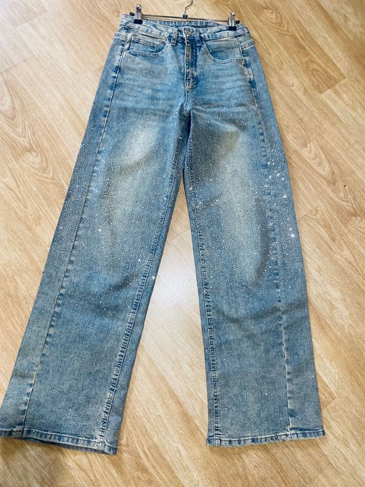 Дънки GUESS ZARA Calvin Klein Jeans Bershka Reserved