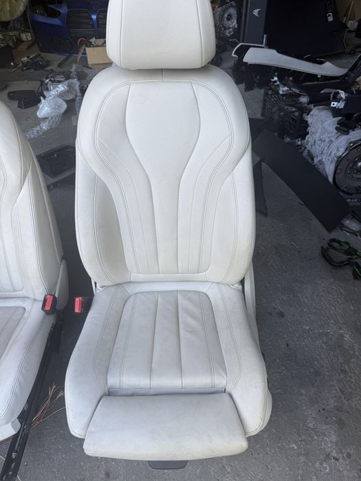 Предни рекаро седалки bmw x5 f16 x6 f16 рекаро салон бмв х5 ф15 х6 ф16