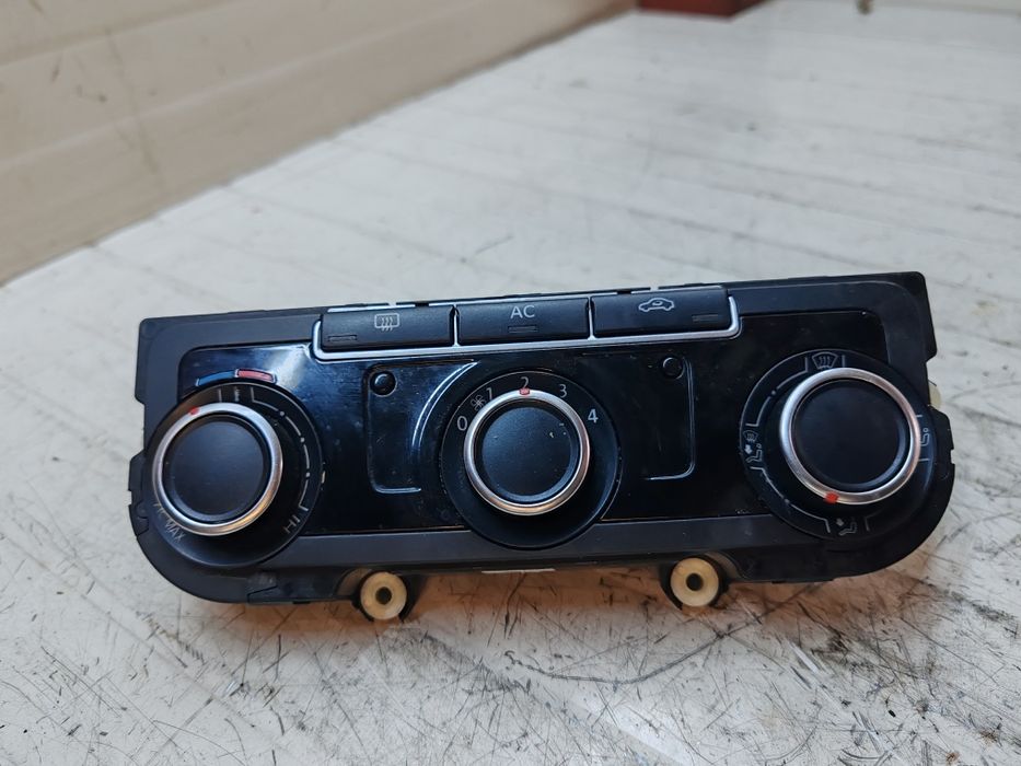 Comanda clima vw passat b7 250lei