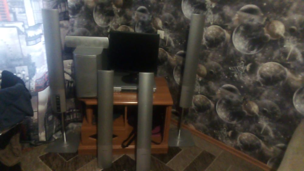 Продам дом кинотеатр