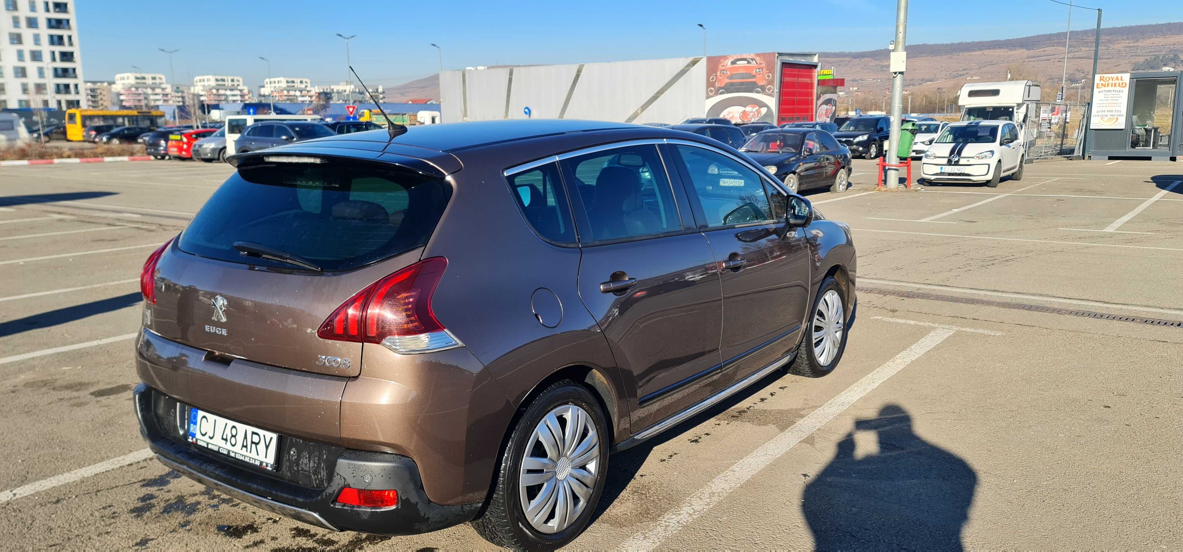 Peugeot 3008 HYBRID 2014