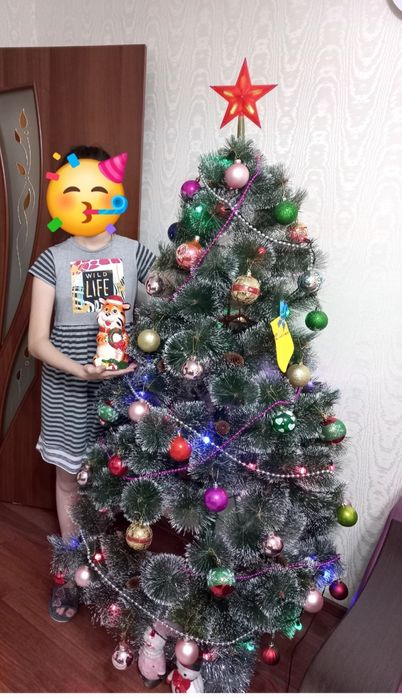 Продам елочку 180 см