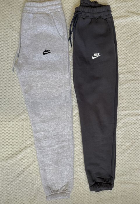 Дамско ватирано долнище NIKE