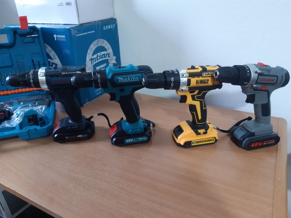 Пилы, и разный инструмент