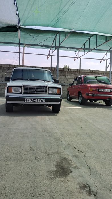 Vaz 2107 sotiladi