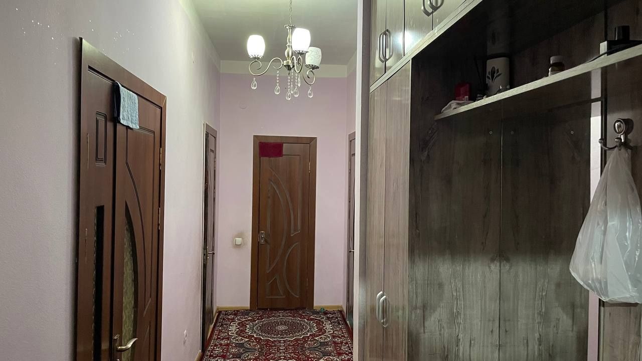 Uch honalik kvartra ijaraga beriladi