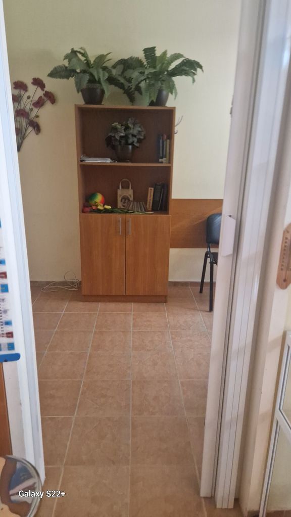 Дава се под наем Офис в Силистра, Център - 32 кв.м за 61200 € - Снимка #4