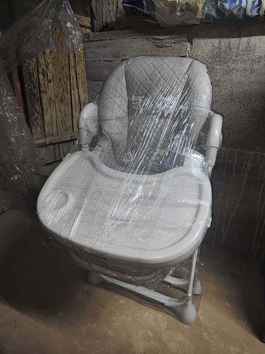 Bolalar ovqatlanish stuli