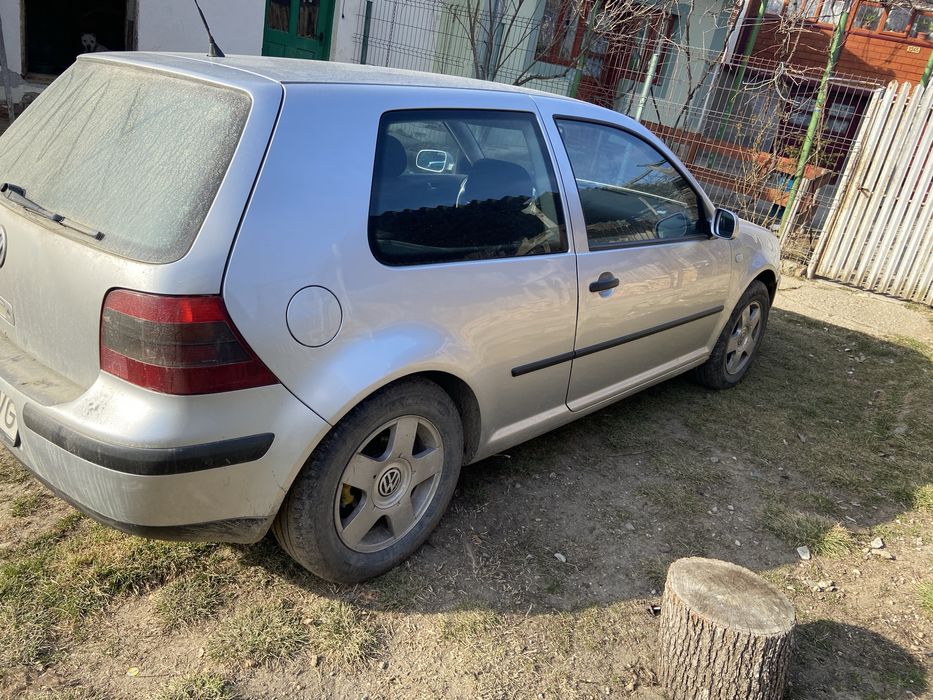 Golf 4 1.6 fsi 110 cai