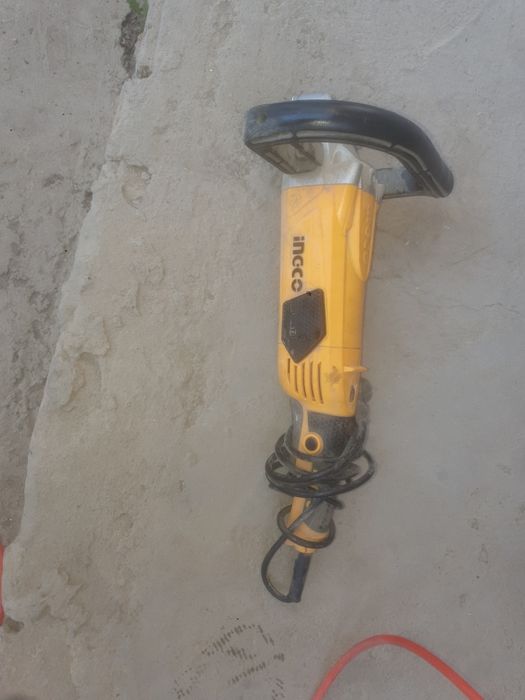 Продаю полированную машинку