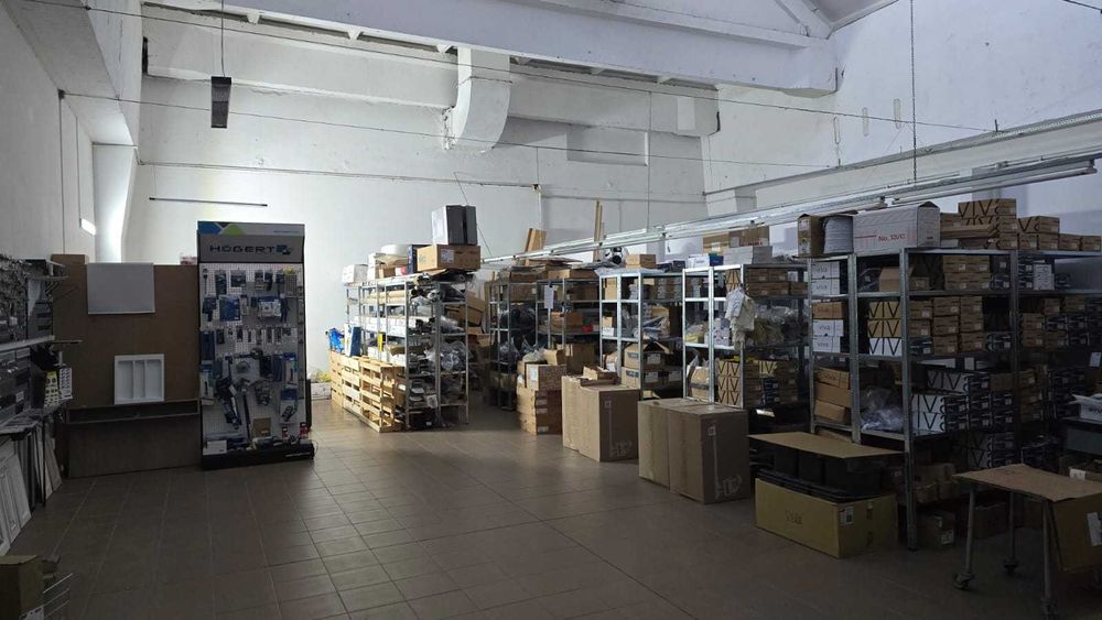 Depozit+Magazin online in Husi, Vaslui - Feronerie si accesorii mobila