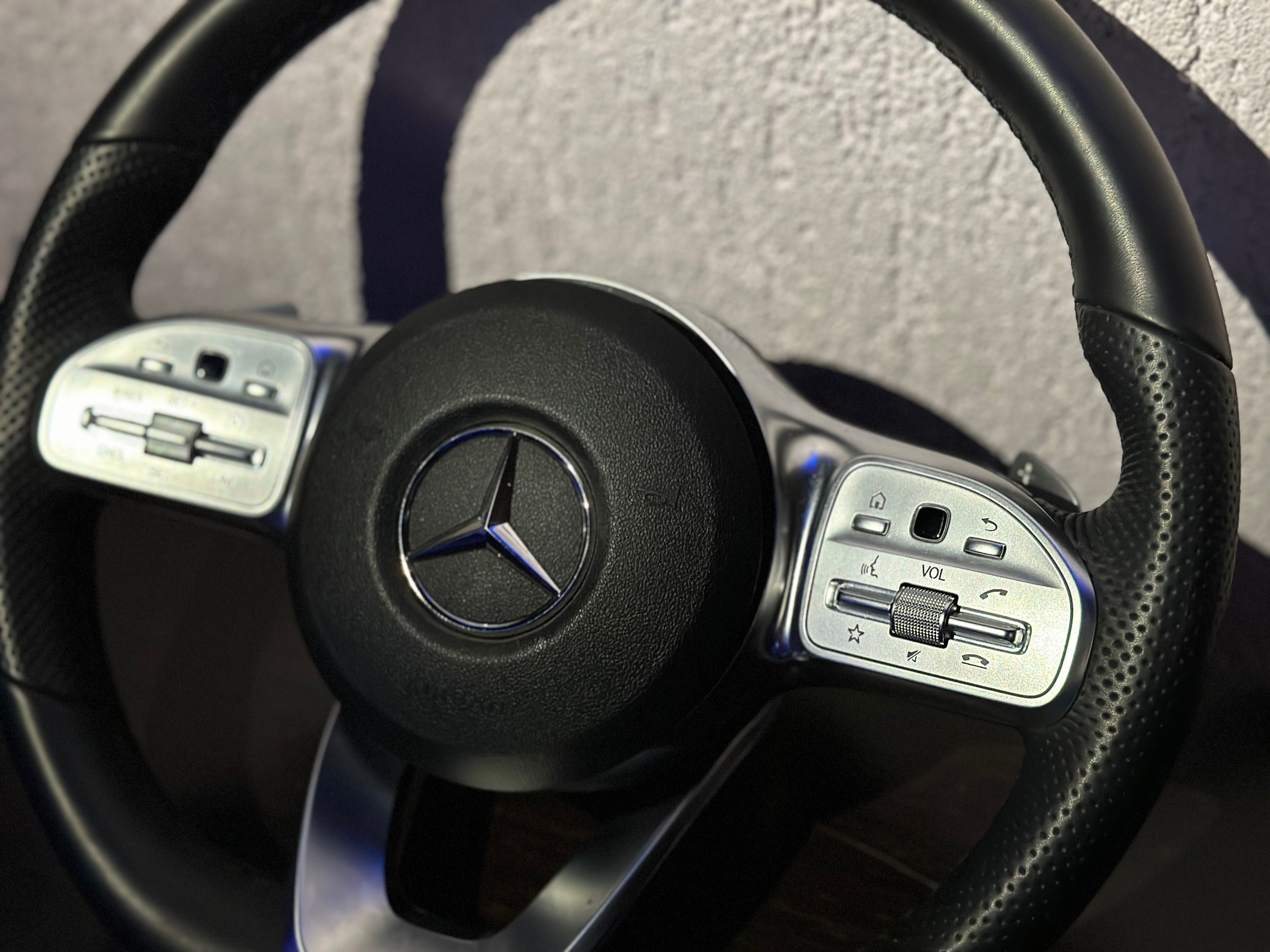 Волан за Mercedes-benz