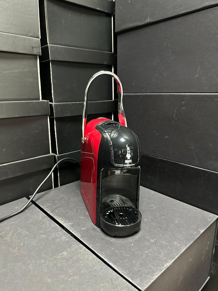 Aparat de cafea espresso Bialetti New Break cu capsule, roșu