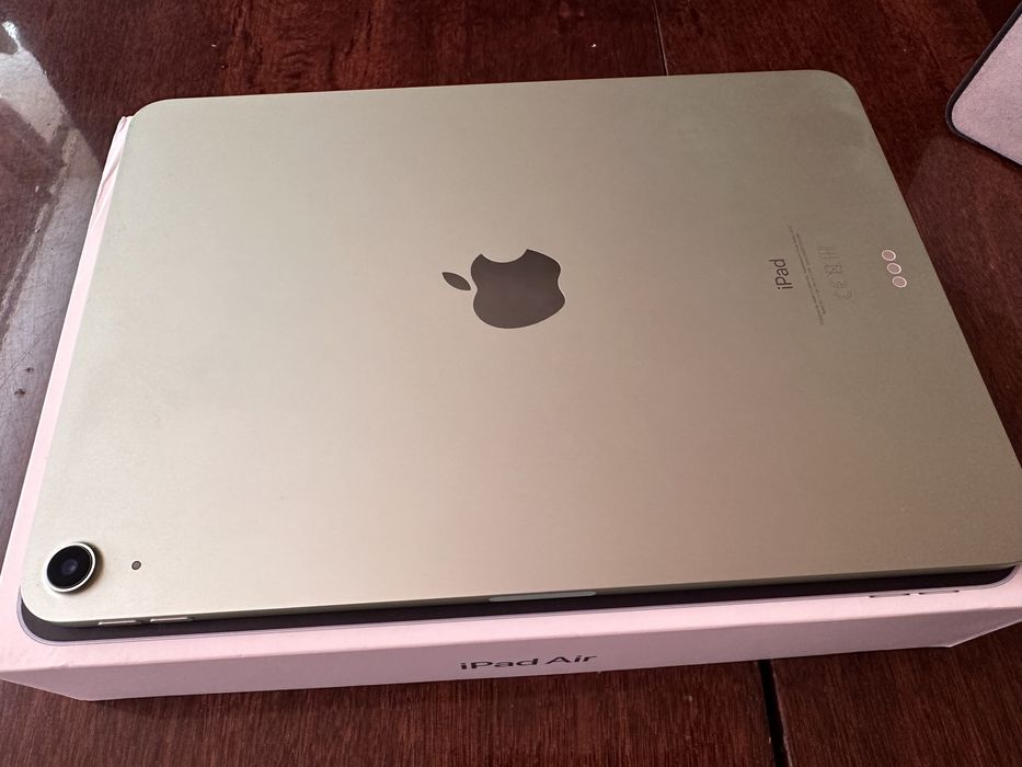 Apple iPad Air 4th Gen 64GB WiFi