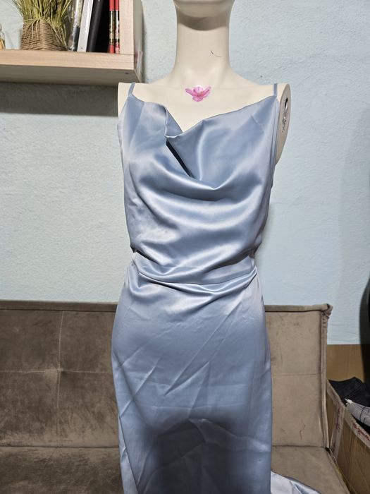 Rochie lunga ocazie satinata noua cu eticheta