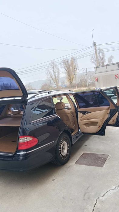 Mercedes-Benz E clasa w211, automat