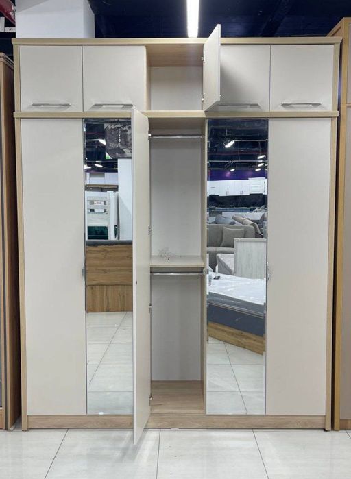 Шкаф распашной ЛДСП Россия