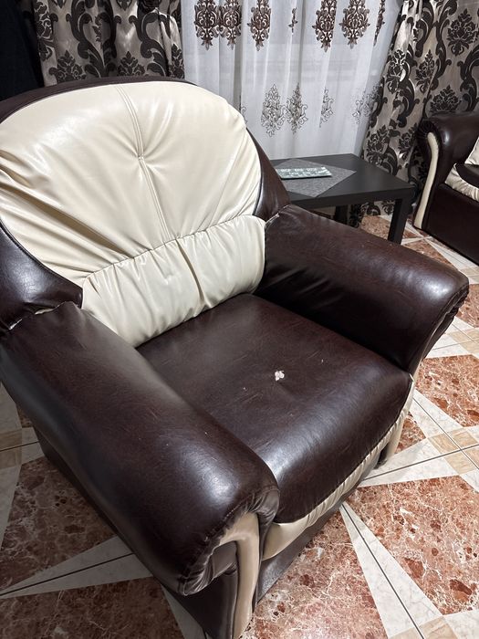 Set canapea + doua fotolii
