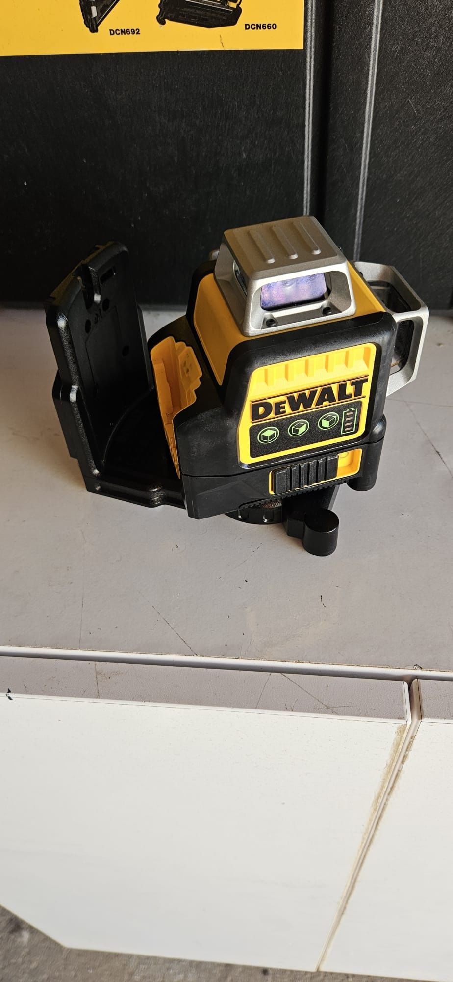 Laser Dewalt DCE 089G 3×360° verde