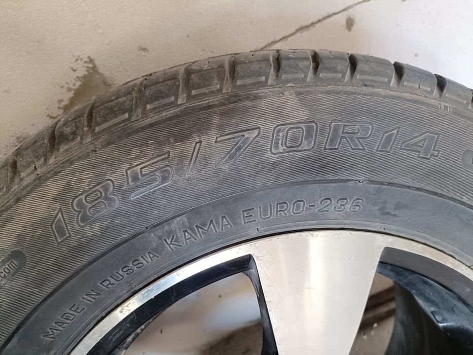 Титанка покрышка r14