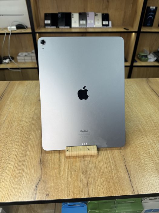 Ipad Air 13 M2  2024 год wi fi 128 gb 100%