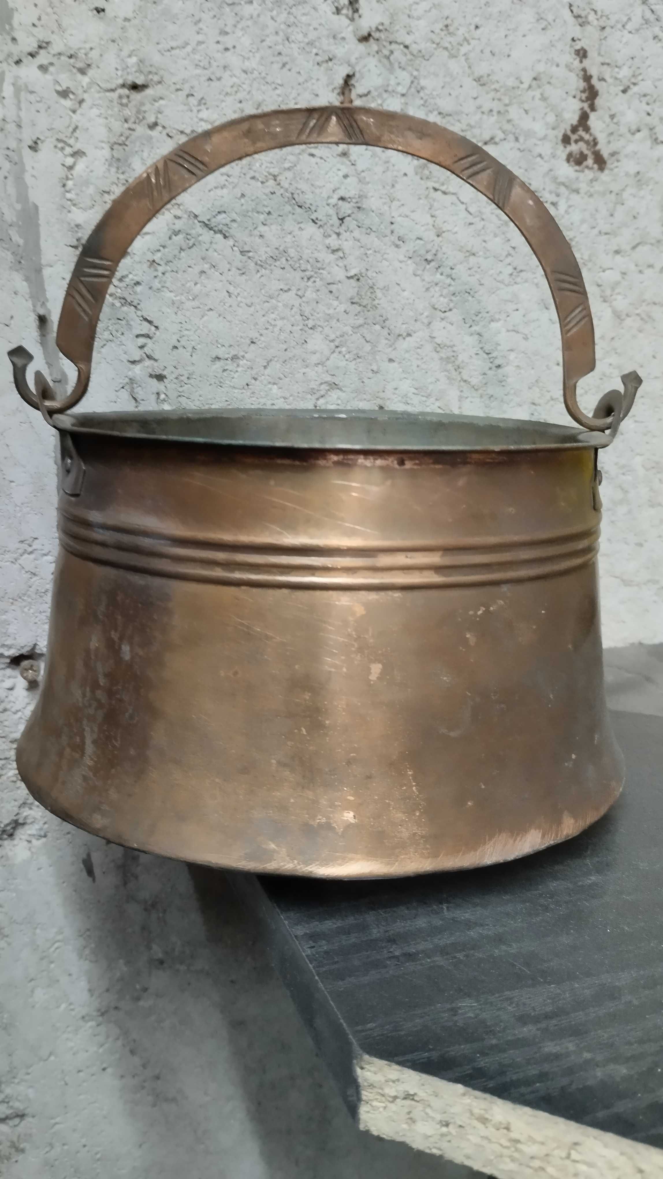 Бакъри, менци, котли стари