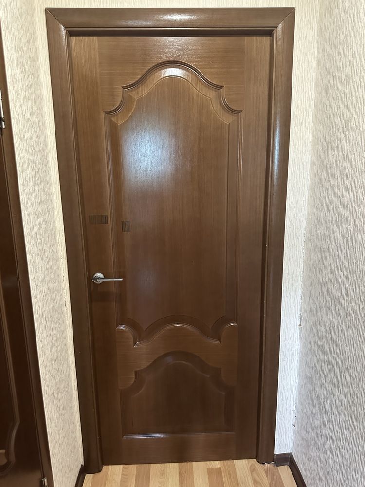 Диван новый и двери