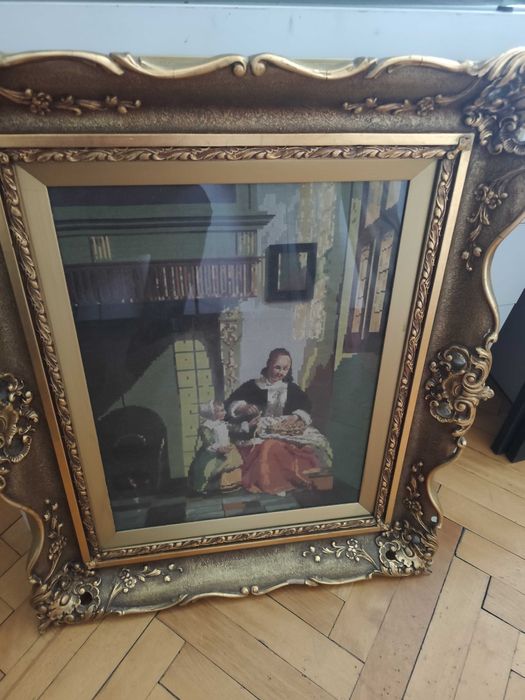 Продавам два броя рамкирани гоблени