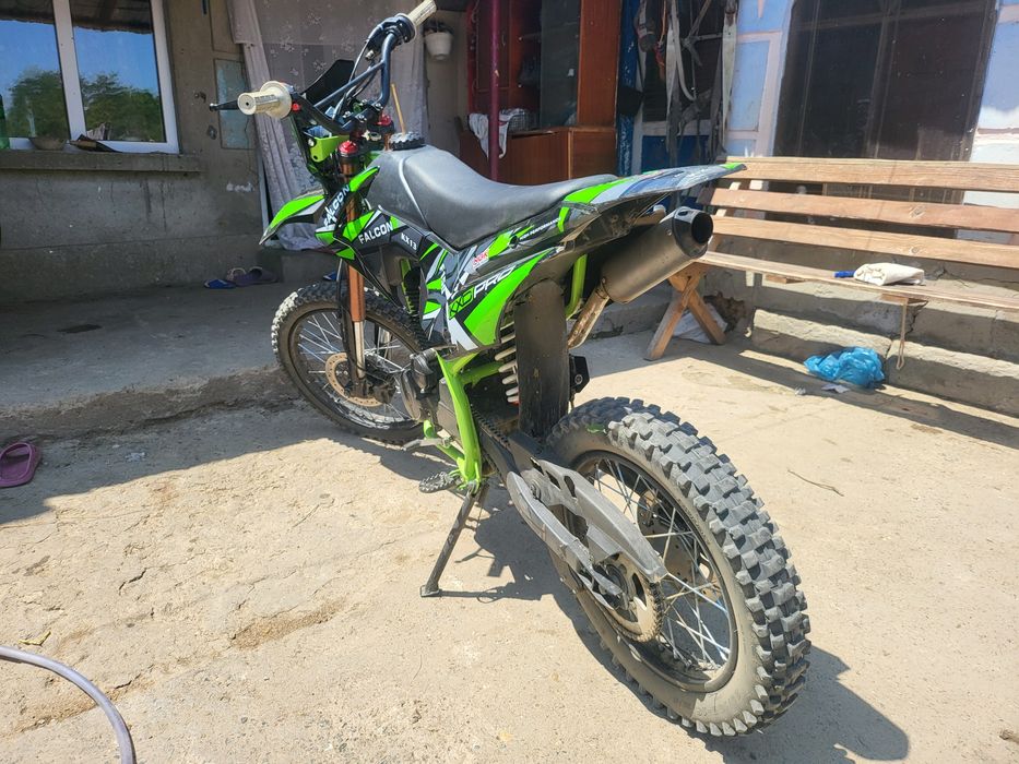 Vând sau schimb cu scuter electric
