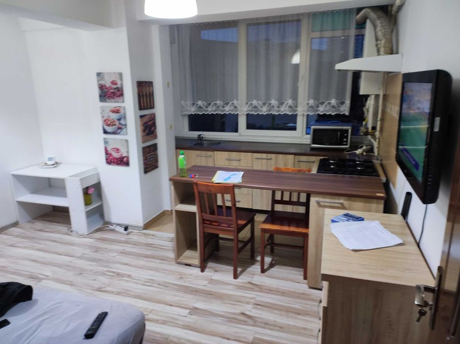 inchiriez garsoniera dubla