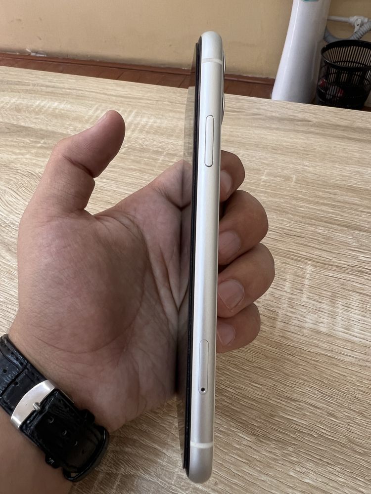 iphone 11  64 gb