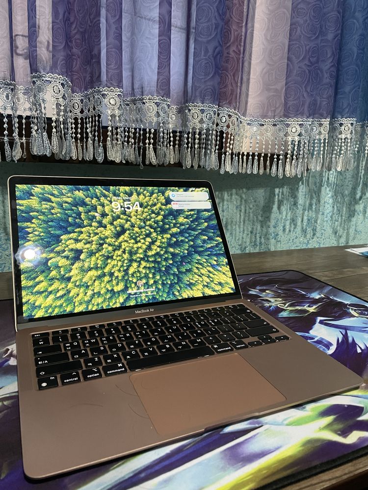 Macbook Air M1 Srochna sotiladi