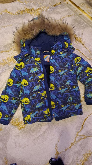 Продам зимнюю куртку