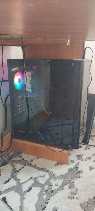 Ovoz yozish studio tayyor sotiladi