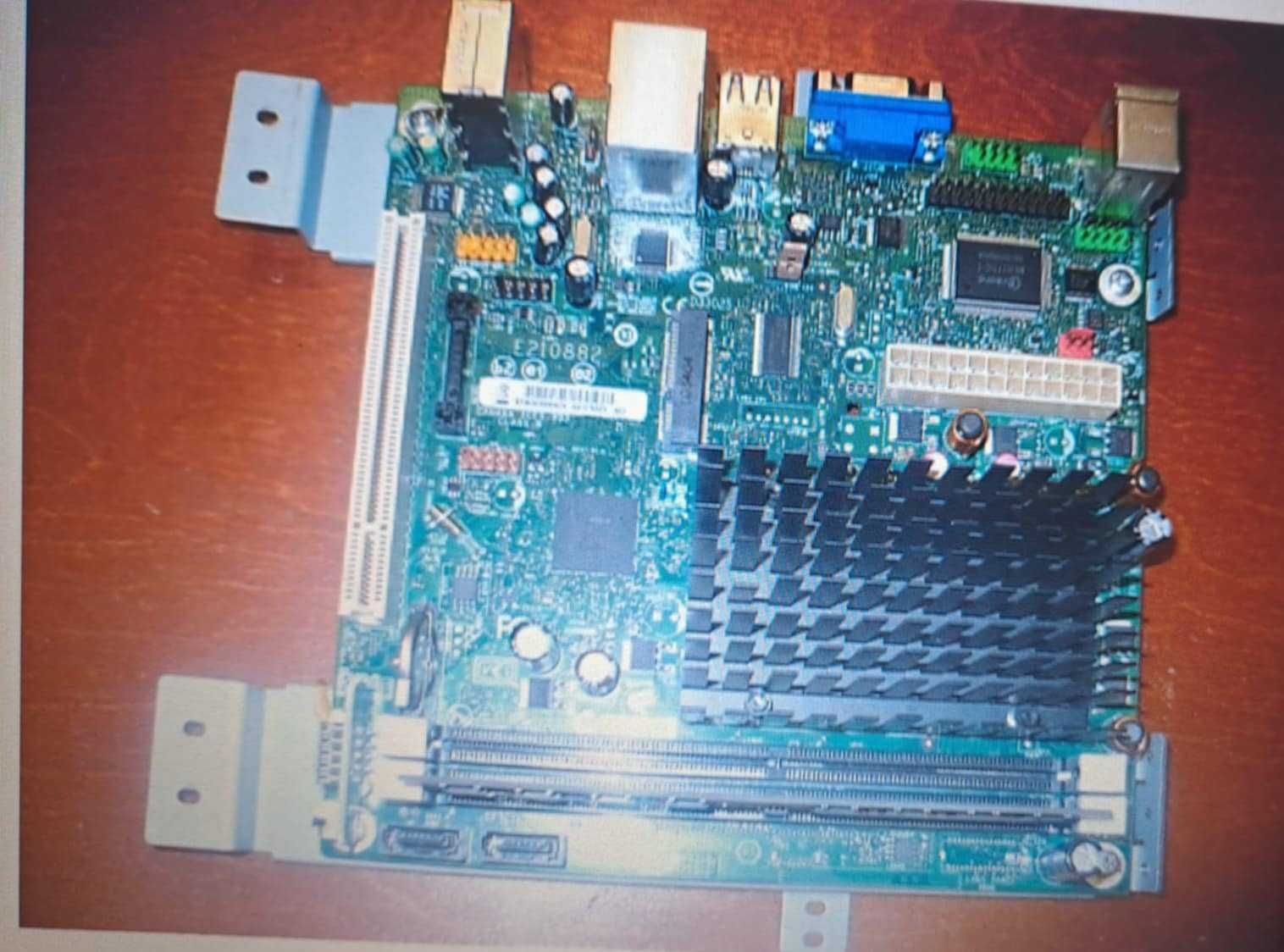 Placa de baza Korg Kronos 2 si 1