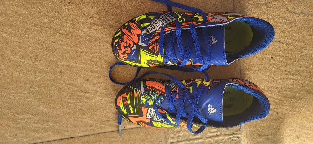 Ghete fotbal Messi Adidas Nemeziz