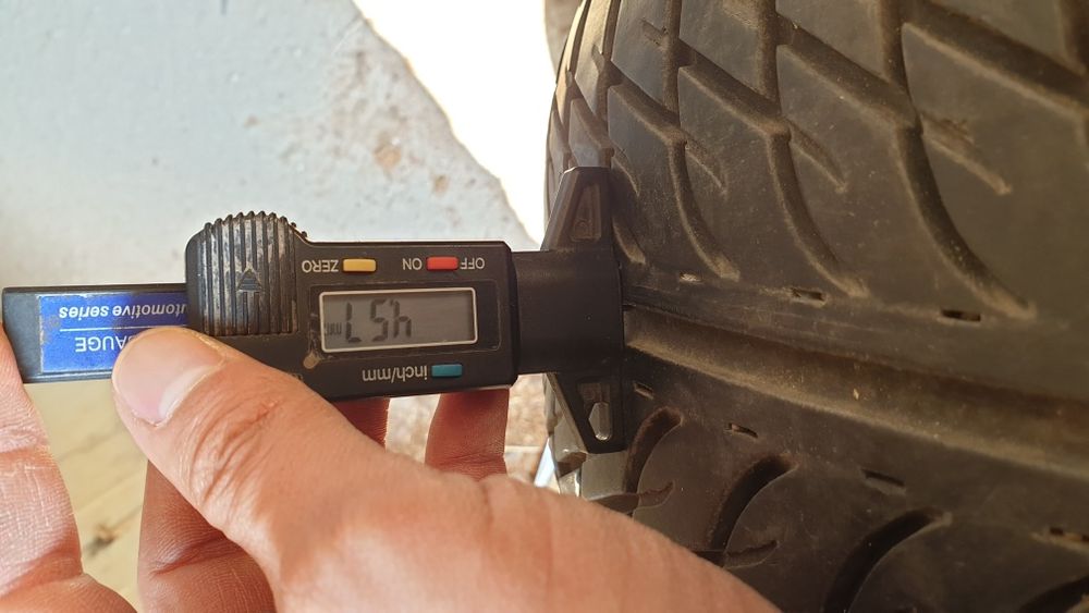 Гуми 195 60 14 унироял