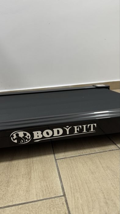 Vand banda de alergat Bodyfit z1000